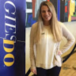 Meet your Posher, Madeline